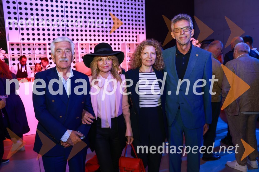  Rajko Kotnik, poslovni direktor Cankarjevega doma, dosedanji predsednik Lions kluba Ljubljana Rožnik;  Darja Kuhar Kotnik, soustanoviteljica in podpredsednica Društva za zdravje naroda; mag. Tadeja Kuhar, predstavnica Državne revizijske komisije za odnose z javnostmi;  Andrej  Kren, direktor PC BrdoJanja Garnbret vozi Lexus LBX