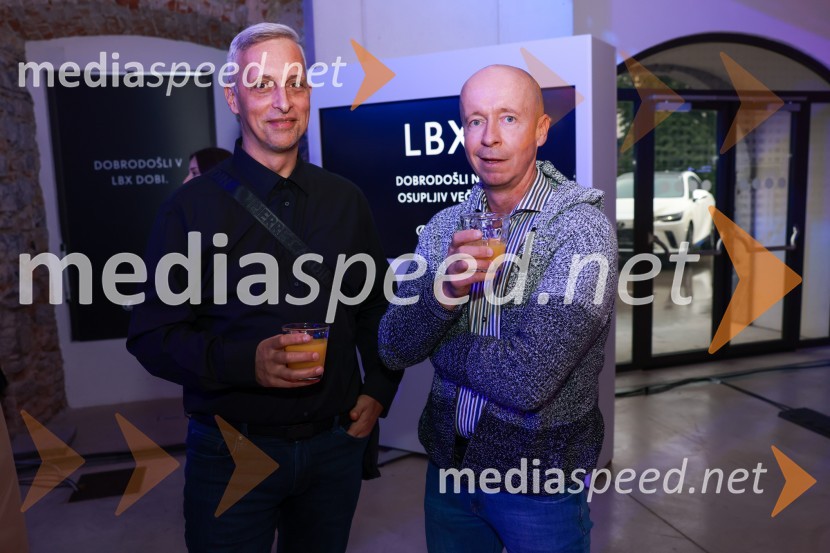 Janja Garnbret vozi Lexus LBX