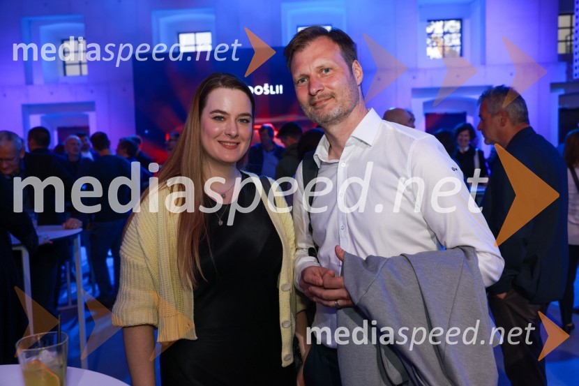 Janja Garnbret vozi Lexus LBX