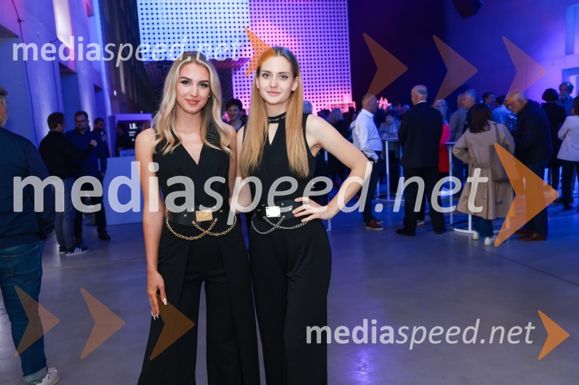 Janja Garnbret vozi Lexus LBX