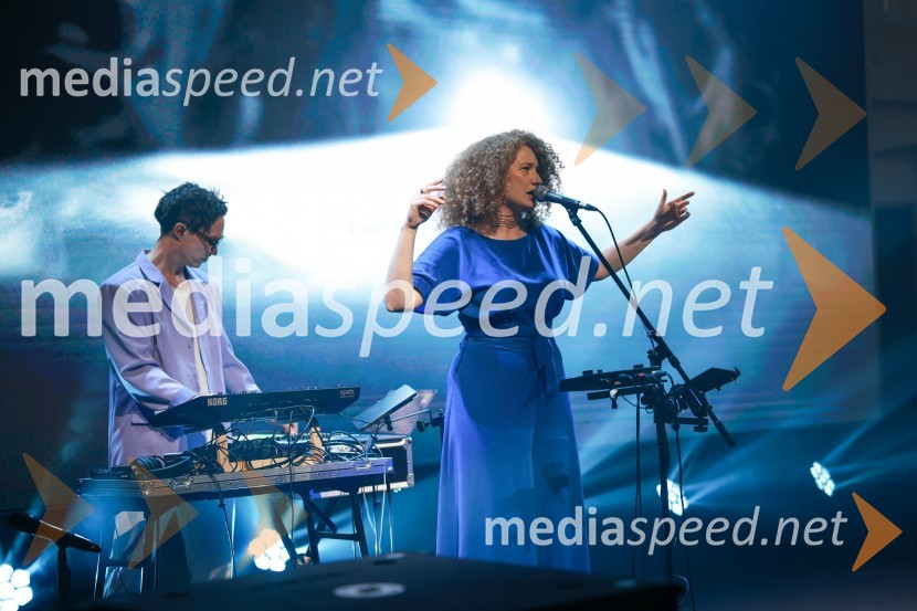 Janja Garnbret vozi Lexus LBX