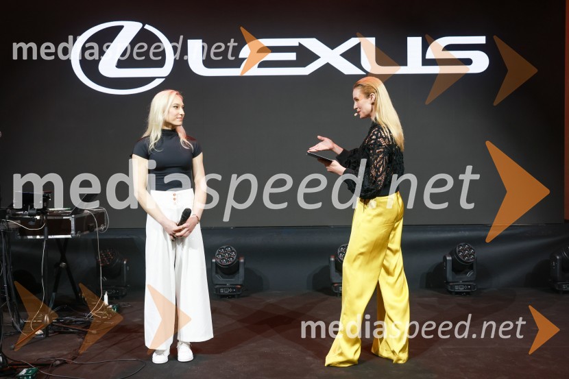 Janja Garnbret, športna plezalka;  Iva Krajnc Bagola, igralkaJanja Garnbret vozi Lexus LBX