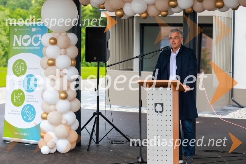  Črtomir Remec, direktor Stanovanjskega skladaObjekt Vrata Javornik na Ravnah na Koroškem prinaša 35 novih javnih najemnih stanovanj