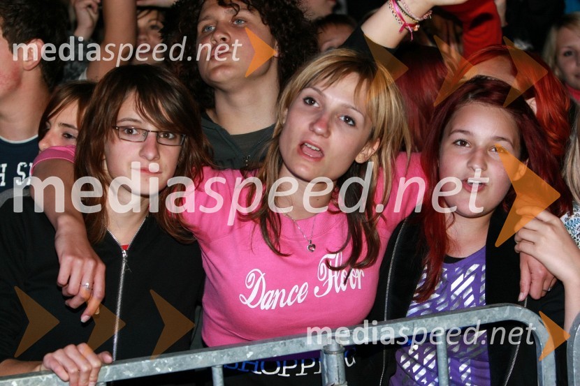 Obiskovalke koncertaRadio City, koncert 2009