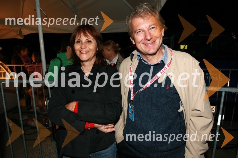 Davorin Kračun, nekdanji veleposlanik Slovenije v ZDA in soproga AndrejaRadio City, koncert 2009