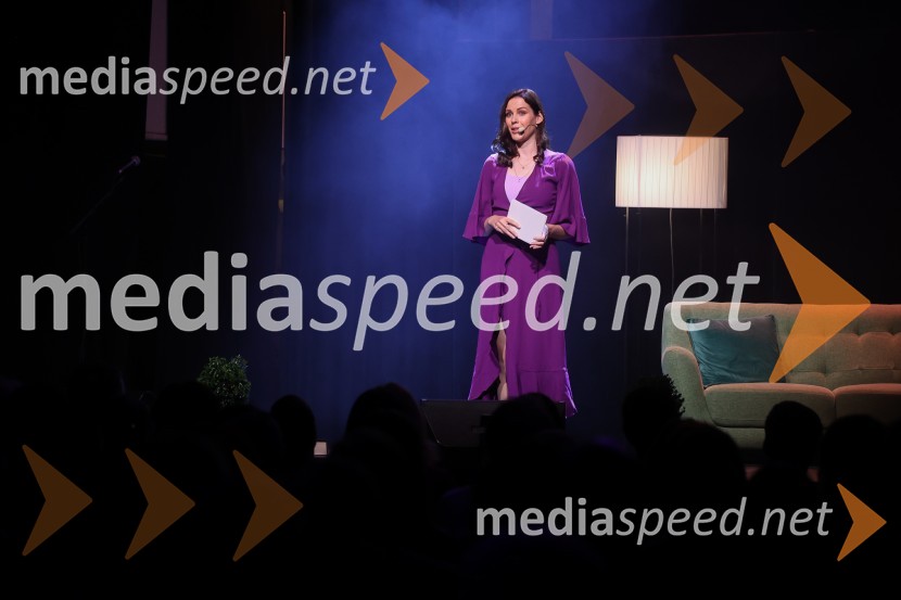  Nuša Lesar, novinarka in voditeljicaDavid in Martin o iskanju miru