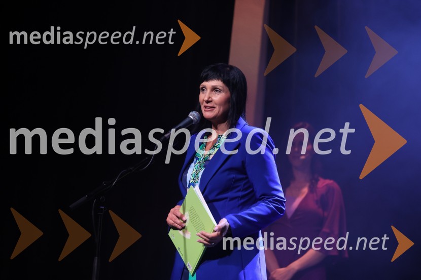  Karmen Pangos, poslovna direktorica, Perutnina Ptuj d.o.o.David in Martin o iskanju miru