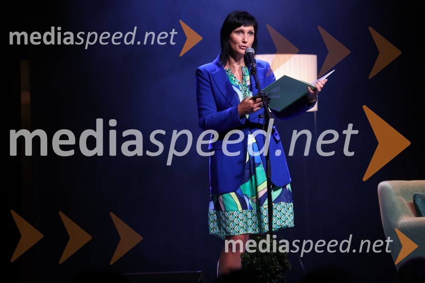  Karmen Pangos, poslovna direktorica, Perutnina Ptuj d.o.o.David in Martin o iskanju miru