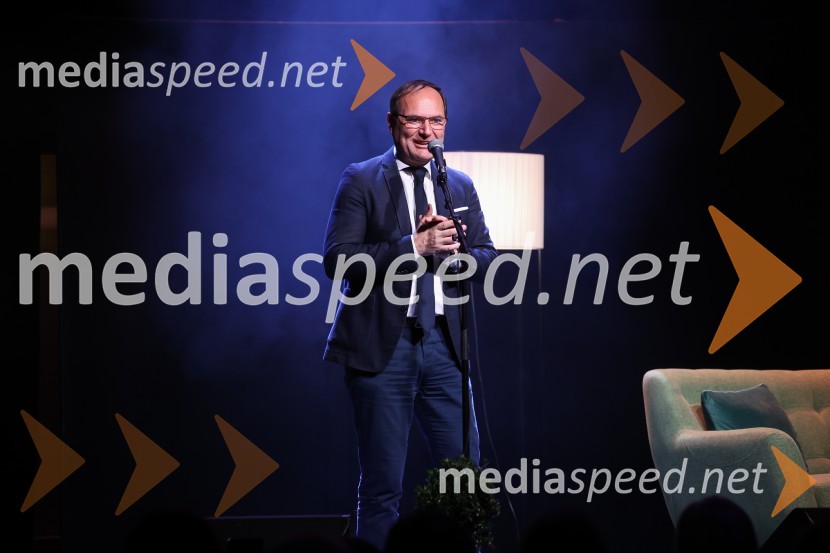  Tone Rode, direktor družbe DružinaDavid in Martin o iskanju miru