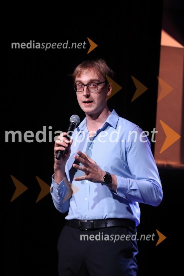  David Zupančič, specializant infektologije, pisatelj in spletni vplivnežDavid in Martin o iskanju miru