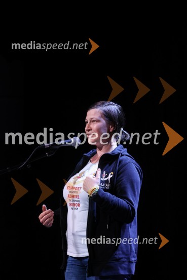  Urška Kolenc, predsednica, Društvo Junaki 3. nadstropjaDavid in Martin o iskanju miru