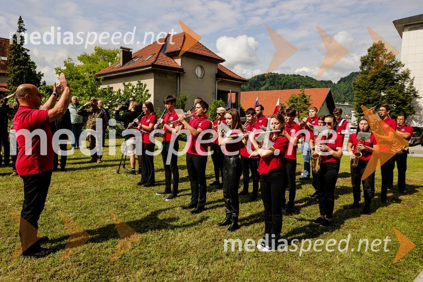 V Parku slovenske himne poklon Slovenski vojski