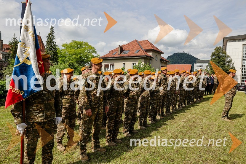 V Parku slovenske himne poklon Slovenski vojski