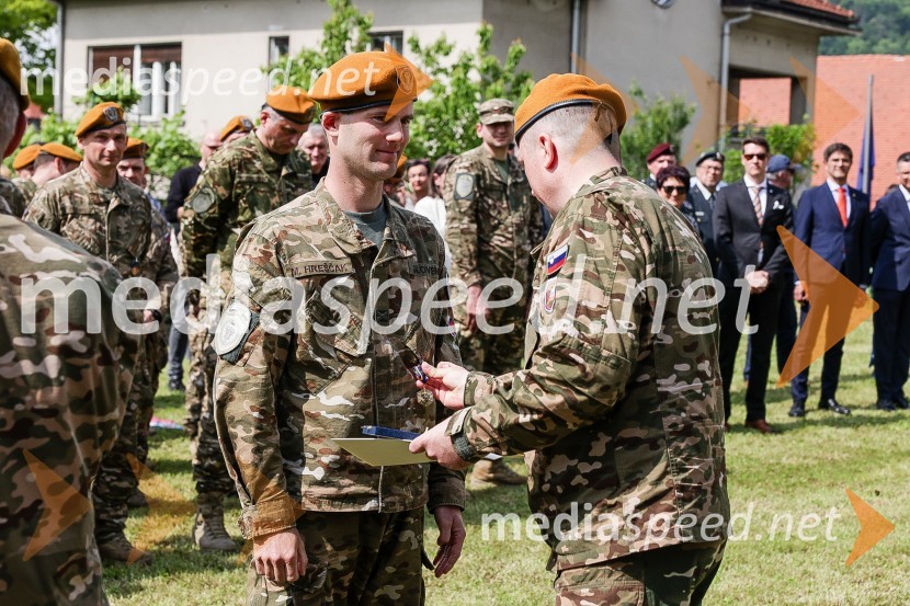 V Parku slovenske himne poklon Slovenski vojski