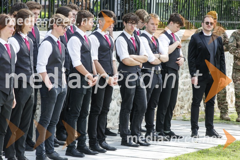 V Parku slovenske himne poklon Slovenski vojski