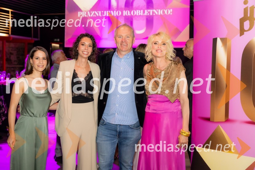  Maruša Fakin, svetovalka za komuniciranje, IPPR;  Petra Kregar, starejša svetovalka za komuniciranje, IPPR; prof. dr. Simon Schnabl, Fakulteta za kemijo in kemijsko tehnologijo;  Irena Pavčič, direktorica, IPPRČista desetka – 10. obletnica agencije IPPR