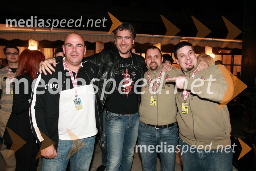 Jan Plestenjak, pevec z ekipo Reporterja MilanaRadio City, koncert 2009