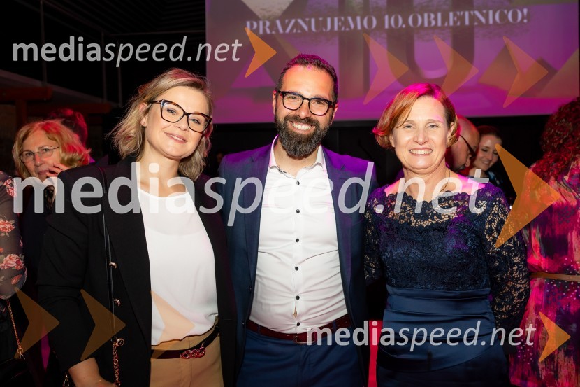  Barbara Božičnik;  Boško Praštalo;  Lorela DobrinjaČista desetka – 10. obletnica agencije IPPR