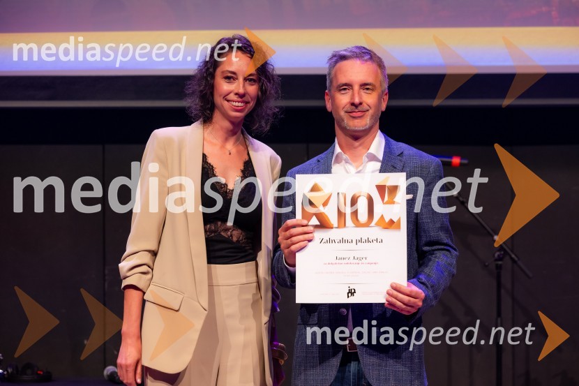 Petra Kregar, starejša svetovalka za komuniciranje, IPPR;  Janez Jager, izvršni direktor za področje trženja in prodaje LifeClassČista desetka – 10. obletnica agencije IPPR