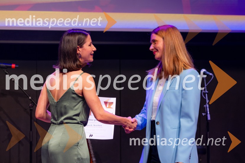  Maruša Fakin, svetovalka za komuniciranje, IPPR;  Vanja Bele Kovačič, vodja marketinga, EuroparkČista desetka – 10. obletnica agencije IPPR