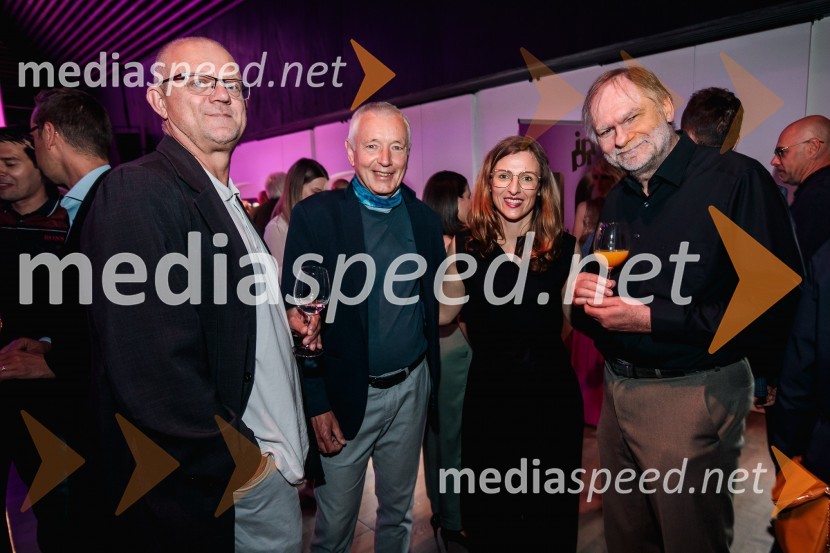  Vasilij Krivec,  Finance;  Borut Hočevar, novinar, Finance;  Tjaša Toni Skubic, Mediade;  Samo Kranjec, Eko DeželaČista desetka – 10. obletnica agencije IPPR