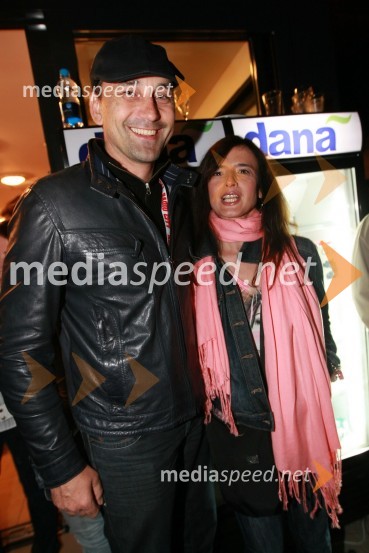 Matjaž Kovačič, predsednik uprave Nova KBM d.d. in Sabina Kisilak, lastnica butikov KisilakRadio City, koncert 2009