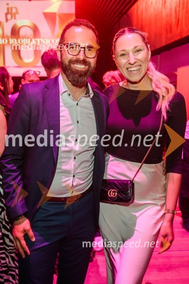  Boško Praštalo;  Lara Šteharnik, vodja projektov, Bold groupČista desetka – 10. obletnica agencije IPPR