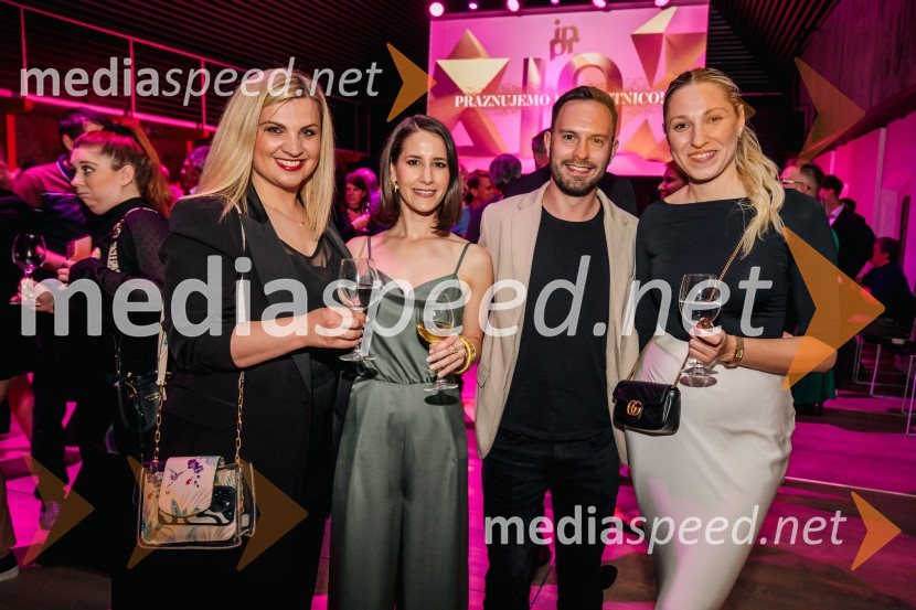  Ines Polajžer, vodja projektov, Bold group;  Maruša Fakin, svetovalka za komuniciranje, IPPR;  Aljaž Peklaj, partner in strateški direktor, Bold group;  Lara Šteharnik, vodja projektov, Bold groupČista desetka – 10. obletnica agencije IPPR