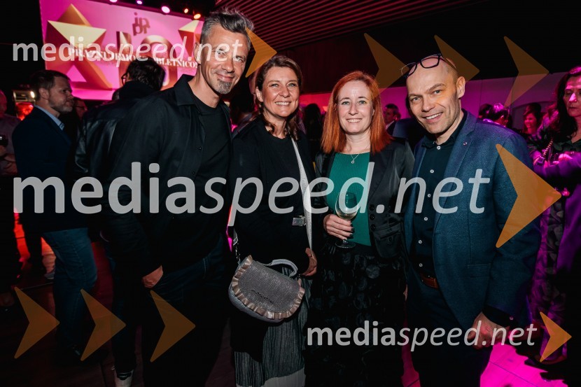  Vasja  Grabner, umetniški direktor, AV studio ;  Nataša Jurišić;  Dunja Bibianko, vodja projektov, AV studio;  Boris Mesarič, direktor, AV studioČista desetka – 10. obletnica agencije IPPR