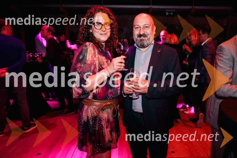 dr. Nina Gržinič Frelih, UL FE; prof. dr. Boštjan Batagelj,  Fakulteta za elektrotehnikoČista desetka – 10. obletnica agencije IPPR