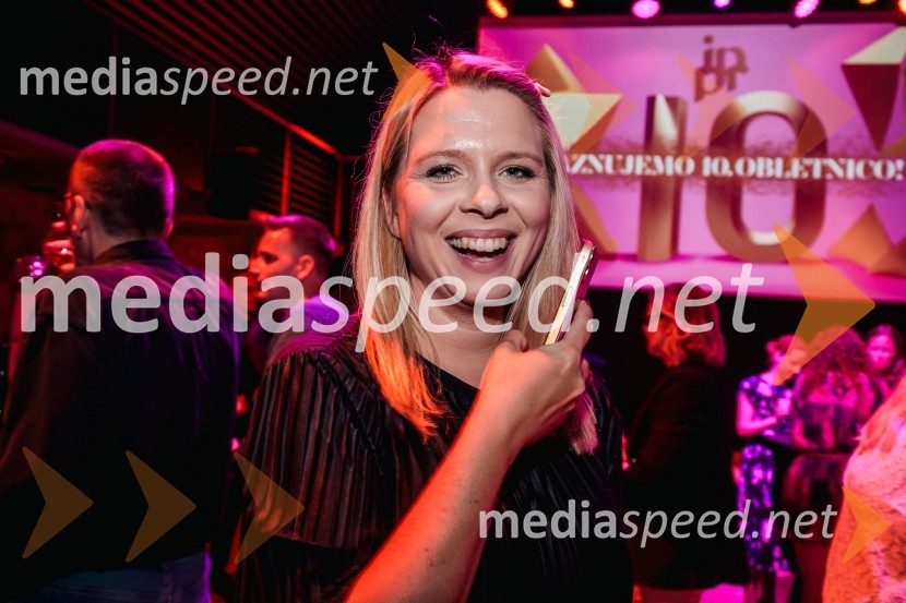  Lara LipnikČista desetka – 10. obletnica agencije IPPR