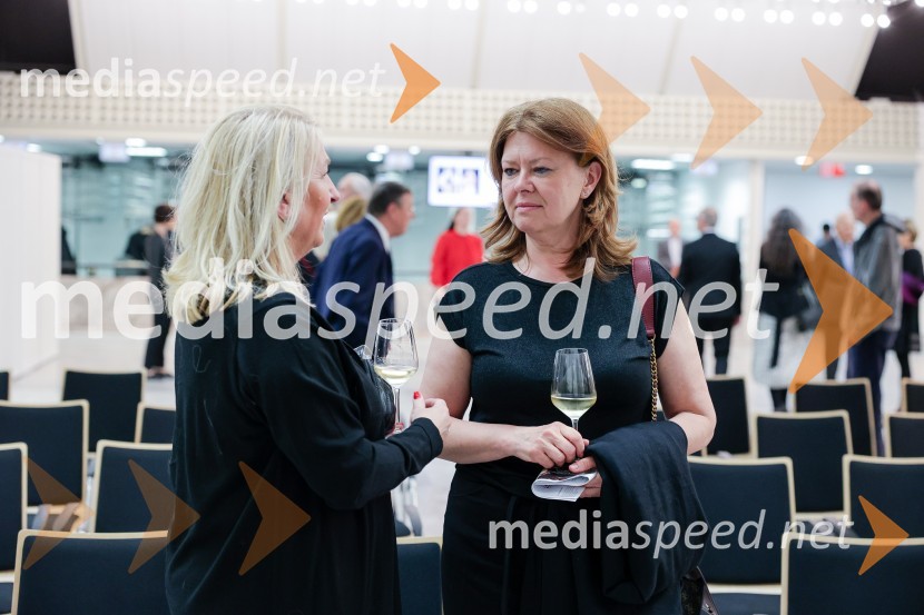 Beethovnov orkester iz Bonna na odru Gallusove dvorane Cankarjevega doma