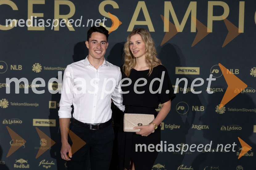 Večer šampionov 2024