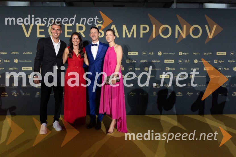  Timi Zajc, smučarski skakalec;  Nuša Rakovec, Zavod SLOSKI;  Peter  Prevc, smučarski skakalec;  Mina PrevcVečer šampionov 2024