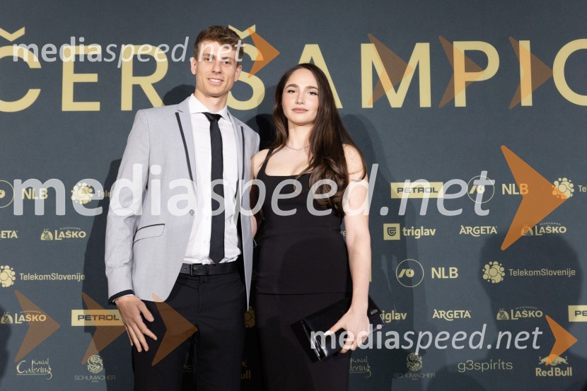  Tijan Marovt, smučar;  Aneja EinfaltVečer šampionov 2024