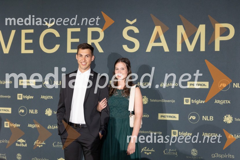 Večer šampionov 2024