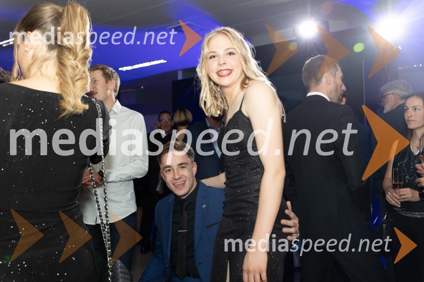  Jernej  Slivnik, paraolimpijec;  Taja Bodlaj, smučarska skakalkaVečer šampionov 2024