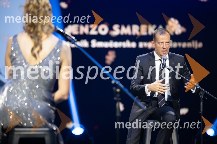  Enzo Smrekar, predsednik uprave Droge Kolinske in glavni direktor strateškega poslovnega področja v Atlantic Grupi, predsednik SZS, podpredsednik Olimpijskega komiteja SlovenijeVečer šampionov 2024