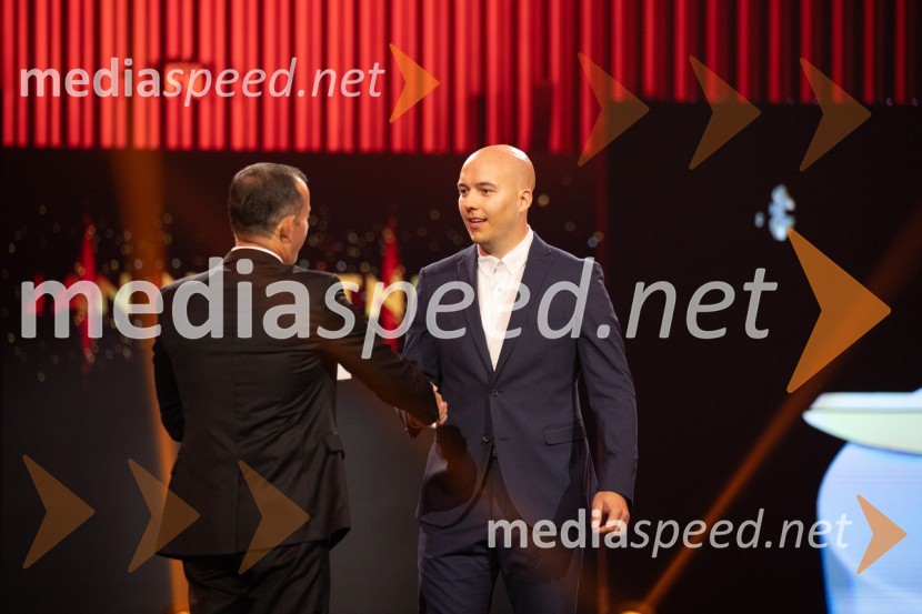  ... ;  Enzo Smrekar, predsednik uprave Droge Kolinske in glavni direktor strateškega poslovnega področja v Atlantic Grupi, predsednik SZS, podpredsednik Olimpijskega komiteja SlovenijeVečer šampionov 2024