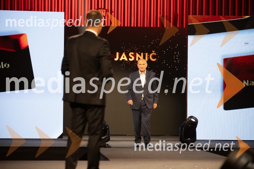  Ljubo Jasnič, nekdanji predsednik DESUSVečer šampionov 2024