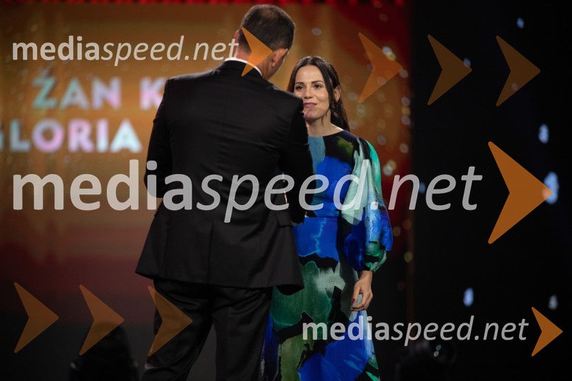  Gloria Kotnik, deskarka na snegu Večer šampionov 2024