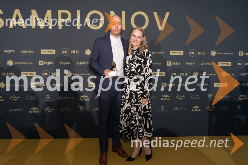 Večer šampionov 2024