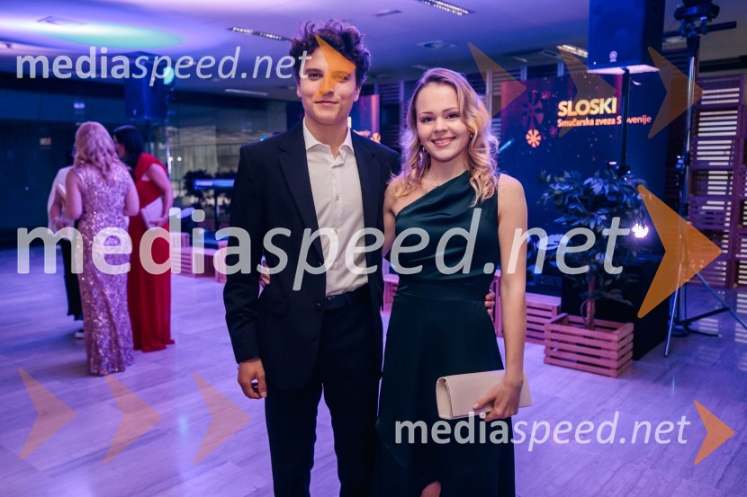 Večer šampionov 2024