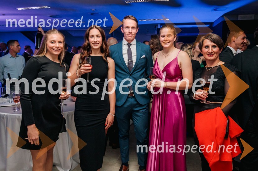  Anja  Mandeljc, smučarska tekačica;  Tia Janežič, smučarska tekačica;  ... ;  Lucija Medja, smučarska tekačica;  ... Večer šampionov 2024