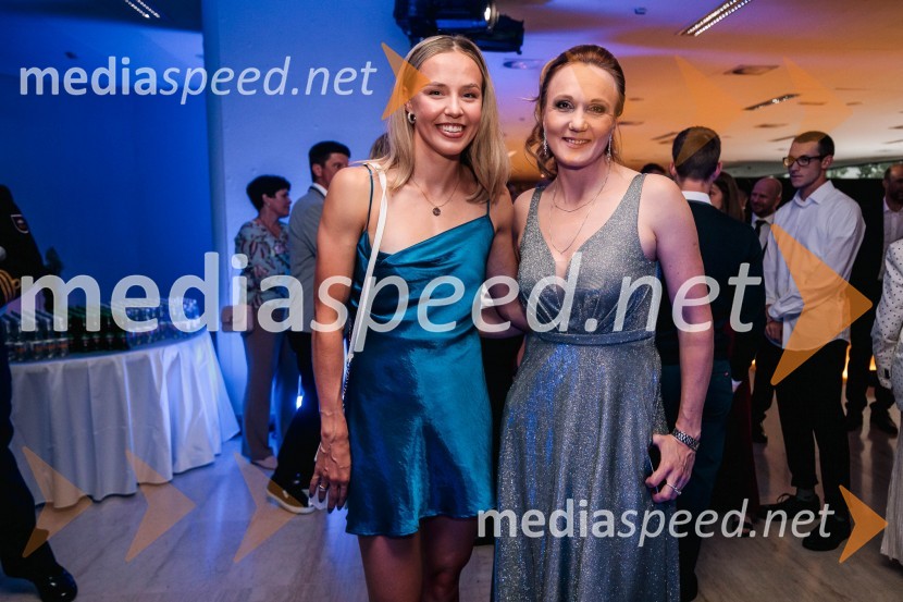  Anamarija Lampič, smučarska tekačica, Slovenija;  Petra Majdič, nekdanja slovenska smučarska tekačica, članica Odbora za podeljevanje Bloudkovih priznanjVečer šampionov 2024