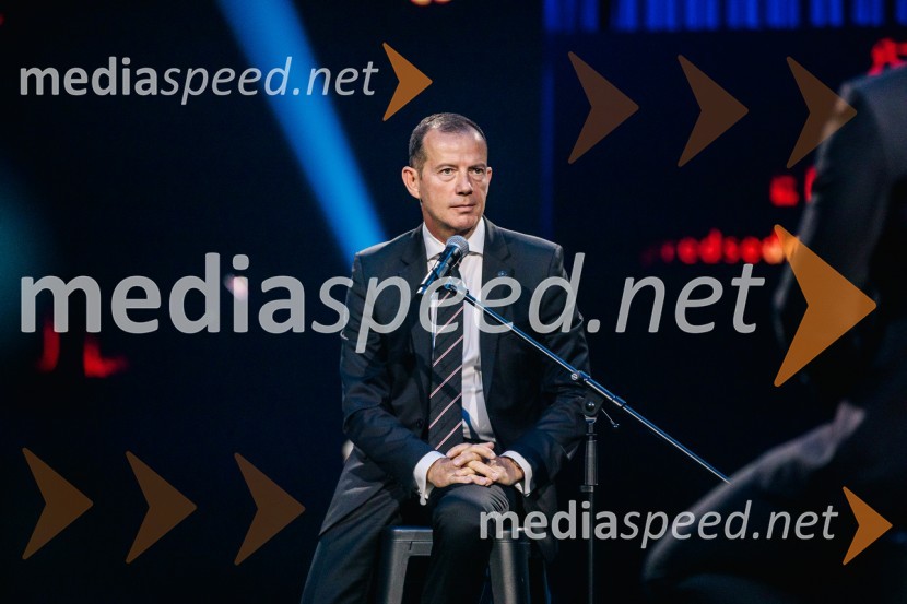  Enzo Smrekar, predsednik uprave Droge Kolinske in glavni direktor strateškega poslovnega področja v Atlantic Grupi, predsednik SZS, podpredsednik Olimpijskega komiteja SlovenijeVečer šampionov 2024