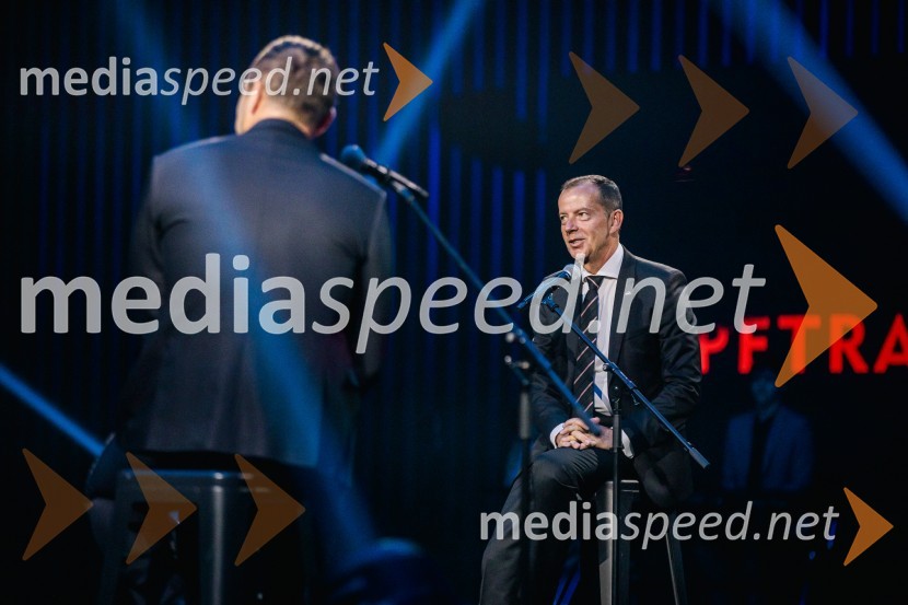  Enzo Smrekar, predsednik uprave Droge Kolinske in glavni direktor strateškega poslovnega področja v Atlantic Grupi, predsednik SZS, podpredsednik Olimpijskega komiteja SlovenijeVečer šampionov 2024