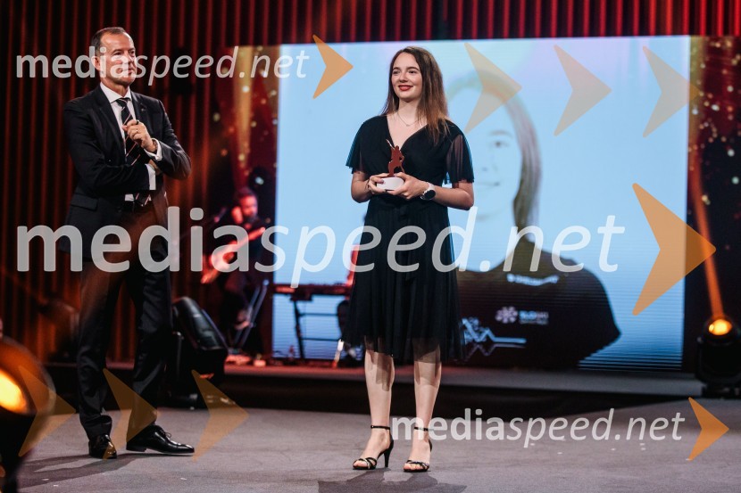  Enzo Smrekar, predsednik uprave Droge Kolinske in glavni direktor strateškega poslovnega področja v Atlantic Grupi, predsednik SZS, podpredsednik Olimpijskega komiteja Slovenije;  Tinkara Dolanc, smučarkaVečer šampionov 2024