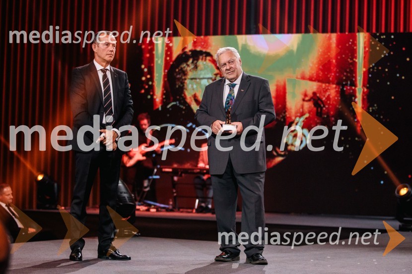  Enzo Smrekar, predsednik uprave Droge Kolinske in glavni direktor strateškega poslovnega področja v Atlantic Grupi, predsednik SZS, podpredsednik Olimpijskega komiteja Slovenije;  Aleš GučekVečer šampionov 2024