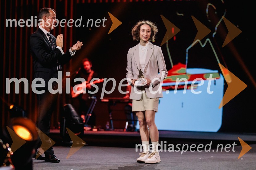  Enzo Smrekar, predsednik uprave Droge Kolinske in glavni direktor strateškega poslovnega področja v Atlantic Grupi, predsednik SZS, podpredsednik Olimpijskega komiteja Slovenije;  Nika  Prevc, smučarska skakalkaVečer šampionov 2024